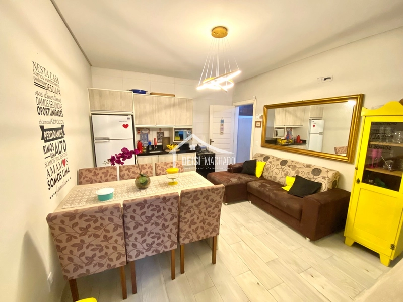 Casa geminada a venda em Capão Novo Village: 3ª foto da galeria de imagens do imóvel