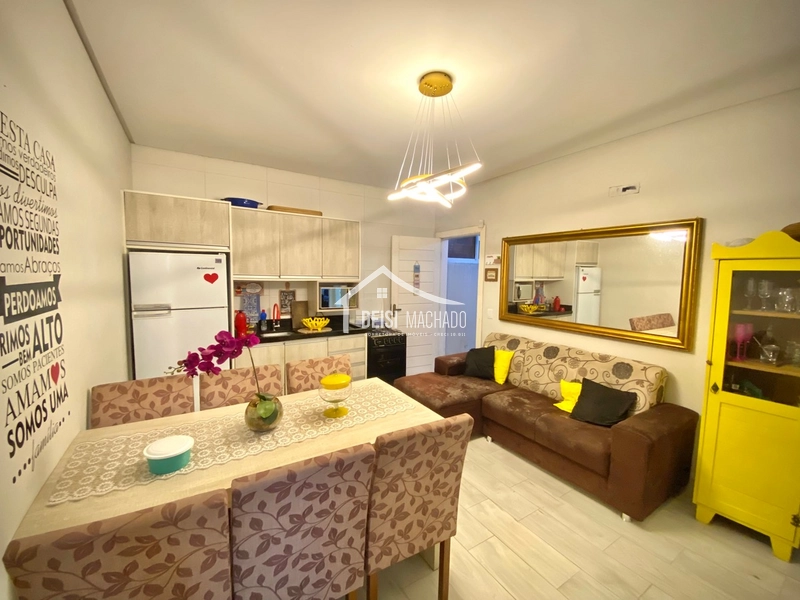 Casa geminada a venda em Capão Novo Village: 2ª foto da galeria de imagens do imóvel