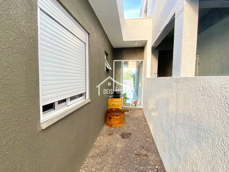 Linda casa geminada com piscina,  em capão Novo: 23ª foto da galeria de imagens do imóvel