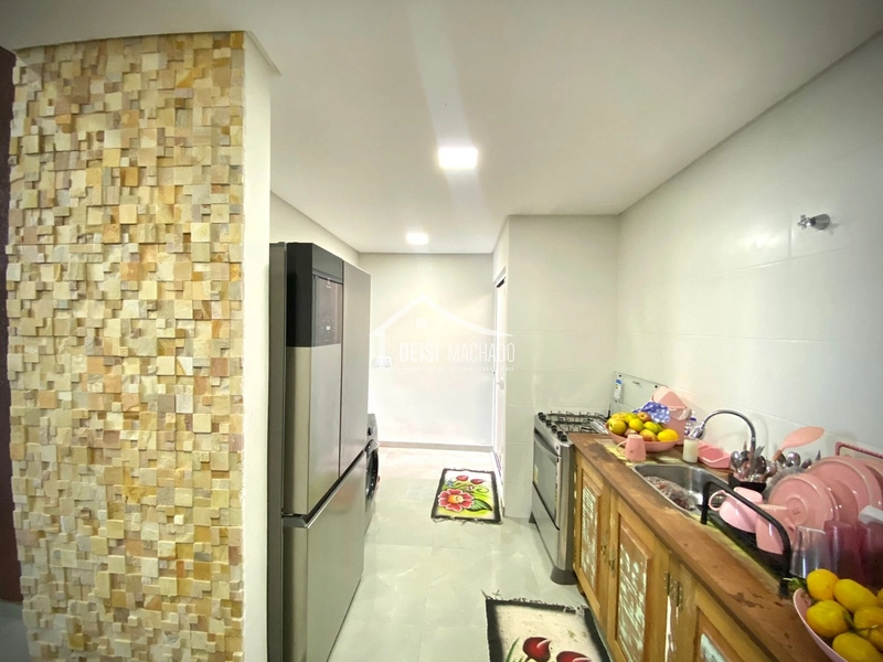 Linda casa geminada com piscina,  em capão Novo: 6ª foto da galeria de imagens do imóvel