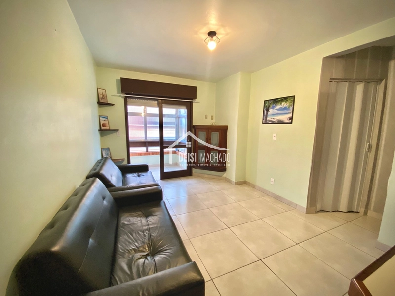 LINDO APARTAMENTO DE 1 DORMITÓRIO EM CAPÃO NOVO !: 2ª foto da galeria de imagens do imóvel