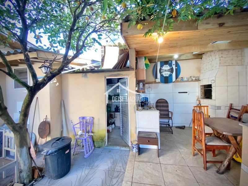 Casa mista de esquina em região de moradores no Posto 04.: 9ª foto da galeria de imagens do imóvel