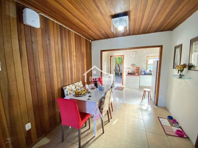 Casa mista de esquina em região de moradores no Posto 04.: 32ª foto da galeria de imagens do imóvel