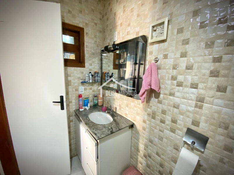 Casa mista de esquina em região de moradores no Posto 04.: 20ª foto da galeria de imagens do imóvel