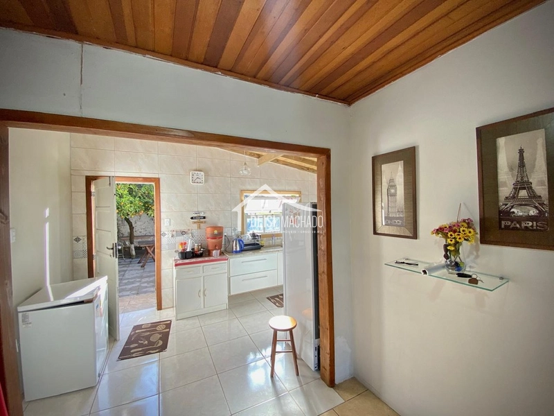 Casa mista de esquina em região de moradores no Posto 04.: 19ª foto da galeria de imagens do imóvel