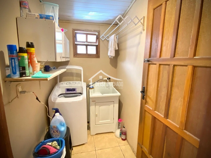 Casa mista de esquina em região de moradores no Posto 04.: 13ª foto da galeria de imagens do imóvel