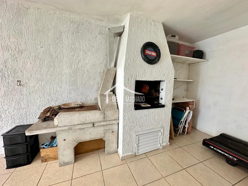 LINDA CASA DE DOIS DORMITÓRIOS EM REGIÃO DE MORADORES EM CAPÃO NOVO: 3ª foto da galeria de imagens do imóvel