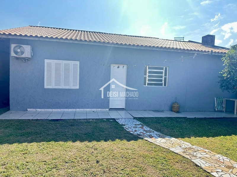 LINDA CASA DE DOIS DORMITÓRIOS EM REGIÃO DE MORADORES EM CAPÃO NOVO: 5ª foto da galeria de imagens do imóvel