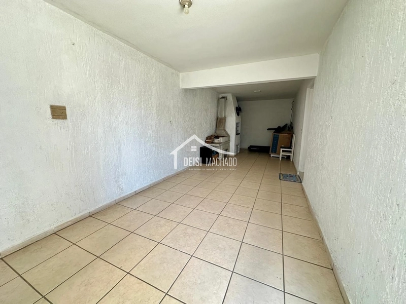 LINDA CASA DE DOIS DORMITÓRIOS EM REGIÃO DE MORADORES EM CAPÃO NOVO: 8ª foto da galeria de imagens do imóvel