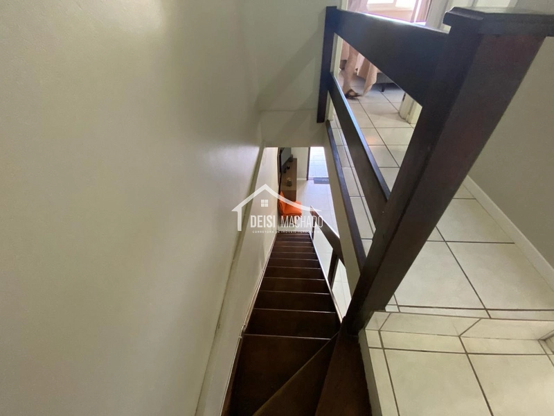 EXCELENTE SOBRADO PRÓXIMO DO MAR EM CAPÃO NOVO: 6ª foto da galeria de imagens do imóvel