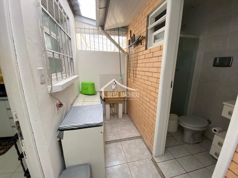 EXCELENTE SOBRADO PRÓXIMO DO MAR EM CAPÃO NOVO: 9ª foto da galeria de imagens do imóvel