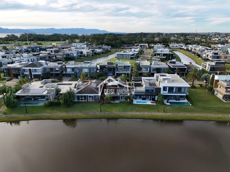 CAPÃO ILHAS RESORT...  CASA BEIRA LAGO À VENDA !: 28ª foto da galeria de imagens do imóvel