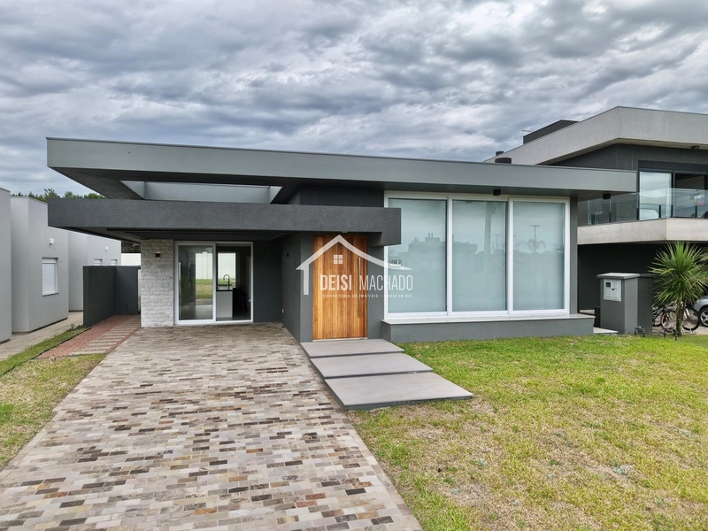 Casa térrea a venda no condomínio beira mar Costa Serena: 2ª foto da galeria de imagens do imóvel