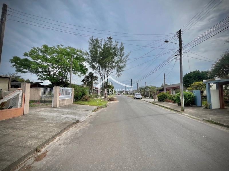 Ótima casa com 02 dormitórios em região de moradores.: 3ª foto da galeria de imagens do imóvel