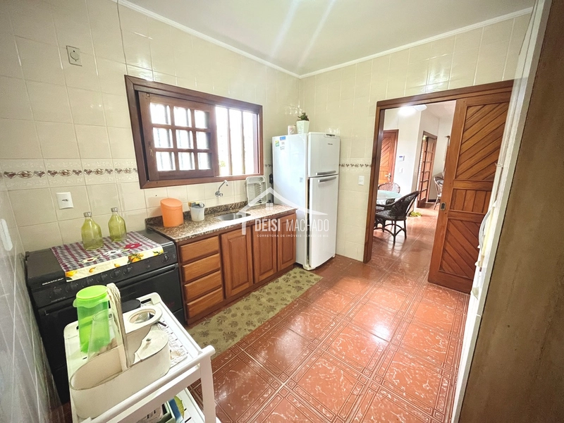 Casa térrea de esquina a 1 quadra do mar na praia Capão Novo - RS.: 14ª foto da galeria de imagens do imóvel