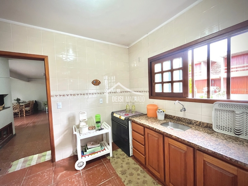 Casa térrea de esquina a 1 quadra do mar na praia Capão Novo - RS.: 13ª foto da galeria de imagens do imóvel