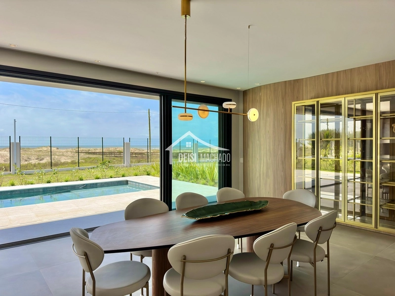 Casa em condomínio de luxo a beira mar com vista para o mar da sacada!: 15ª foto da galeria de imagens do imóvel