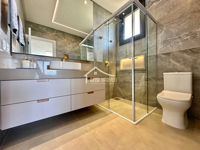 Casa em condomínio de luxo a beira mar com vista para o mar da sacada!: 29ª foto da galeria de imagens do imóvel