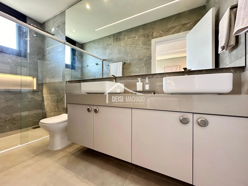 Casa em condomínio de luxo a beira mar com vista para o mar da sacada!: 22ª foto da galeria de imagens do imóvel