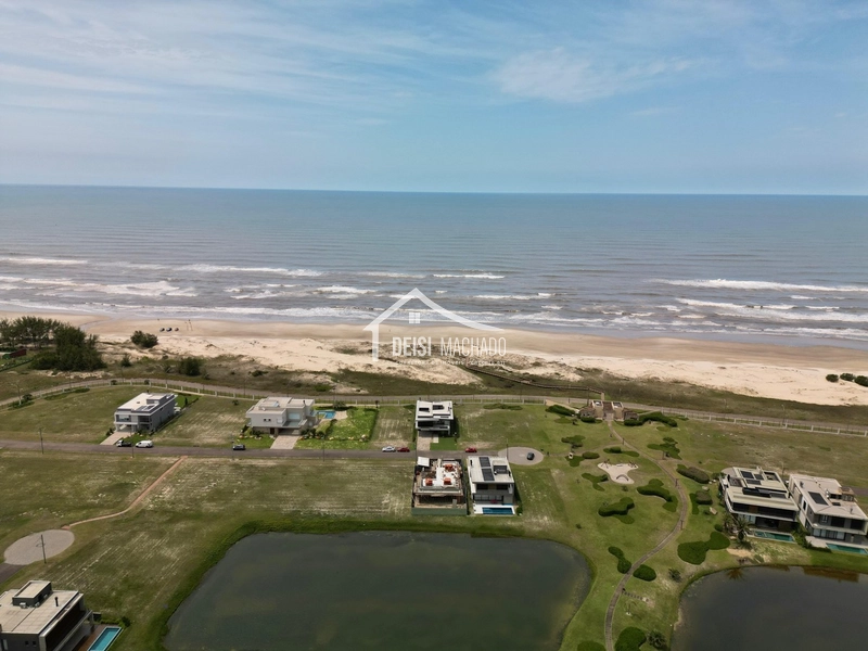 Casa em condomínio de luxo a beira mar com vista para o mar da sacada!: 38ª foto da galeria de imagens do imóvel