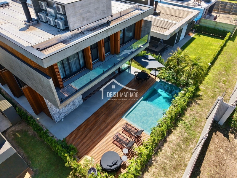 Sobrado em condomínio de luxo a beira mar: 25ª foto da galeria de imagens do imóvel