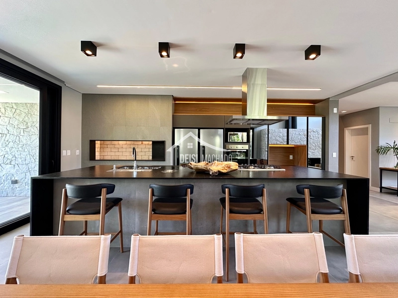 Casa em condomínio de luxo pronta para morar!: 9ª foto da galeria de imagens do imóvel