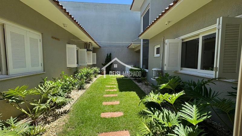 Magnífico sobrado, localizado à beira mar em Capão Novo: 9ª foto da galeria de imagens do imóvel