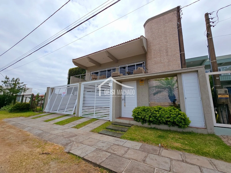 Magnífico sobrado, localizado à beira mar em Capão Novo: 3ª foto da galeria de imagens do imóvel