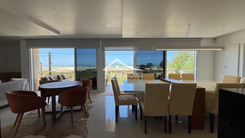 Magnífico sobrado, localizado à beira mar em Capão Novo: 14ª foto da galeria de imagens do imóvel