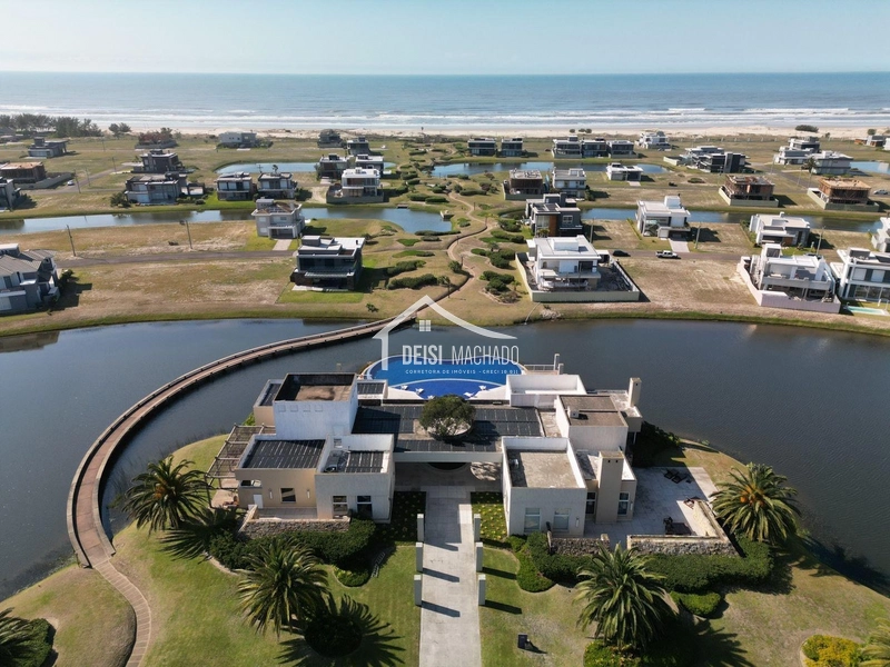 Casa térrea a venda no condomínio Costa Serena: 25ª foto da galeria de imagens do imóvel