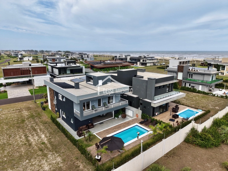 Sobrado com piscina condomínio Costa Serena: 26ª foto da galeria de imagens do imóvel