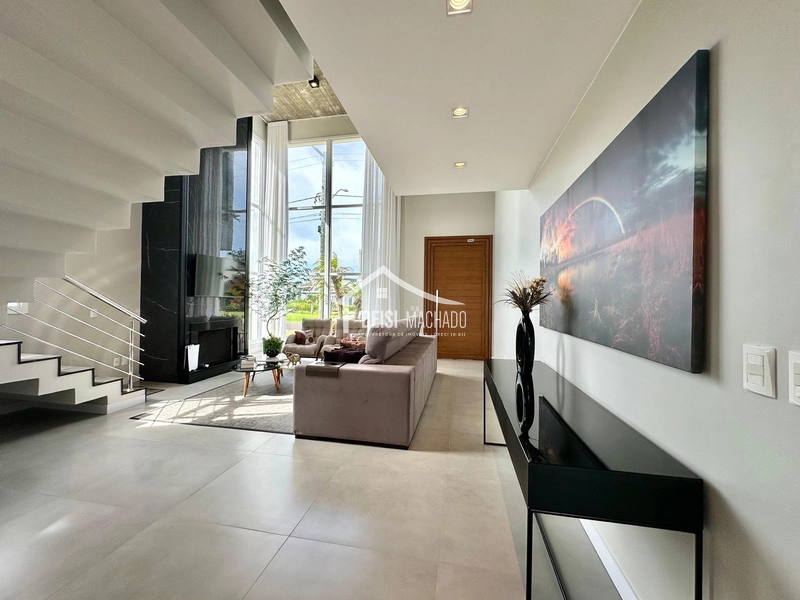 Sobrado com piscina condomínio Costa Serena: 4ª foto da galeria de imagens do imóvel