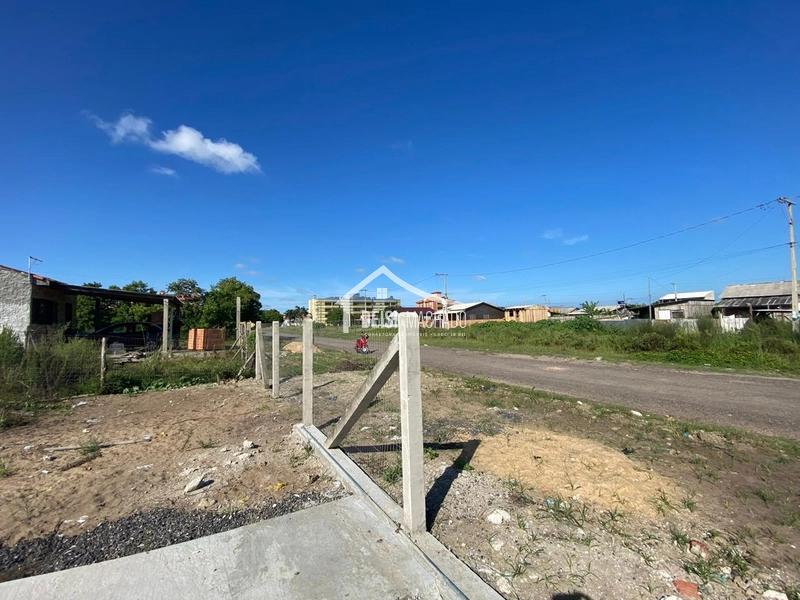 Oportunidade! Duas casas novas a 700 metros do mar: 14ª foto da galeria de imagens do imóvel