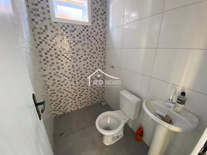 Oportunidade! Duas casas novas a 700 metros do mar: 12ª foto da galeria de imagens do imóvel