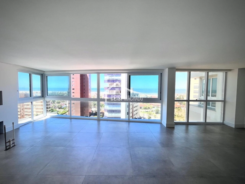 Apartamento de Luxo na praia de Torres - RS: 5ª foto da galeria de imagens do imóvel