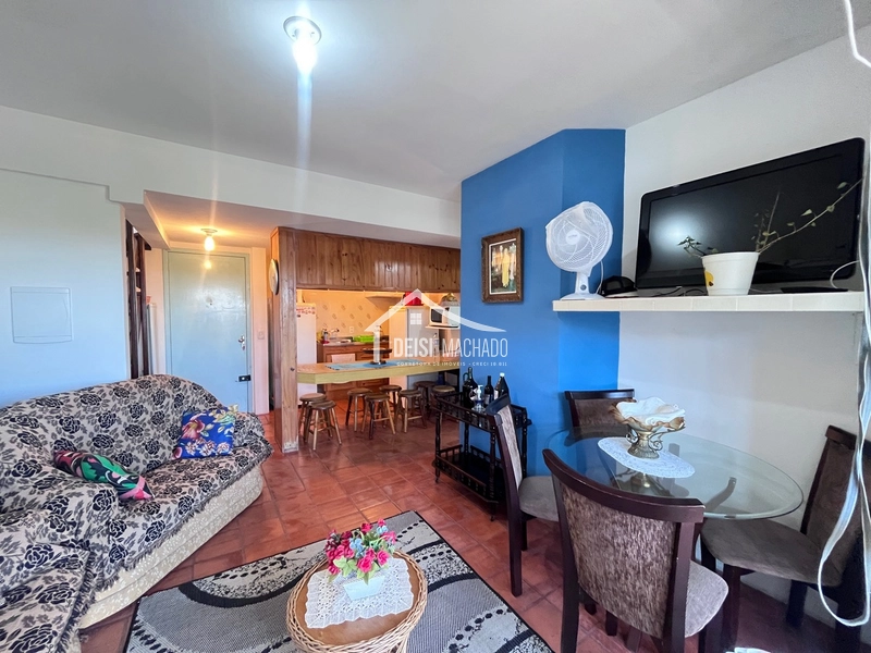 Nesse apartamento pertinho do mar....só falta você