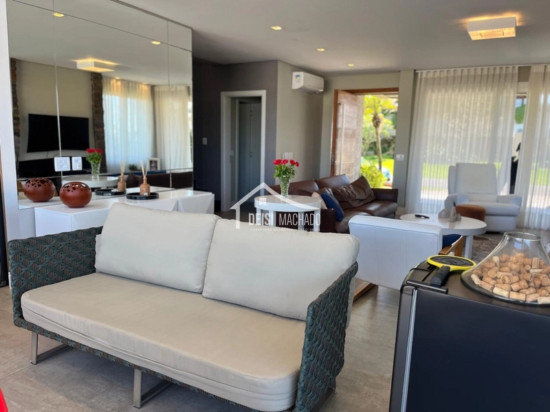 Sobrado de luxo no condomínio Costa Serena – Beira mar: 5ª foto da galeria de imagens do imóvel
