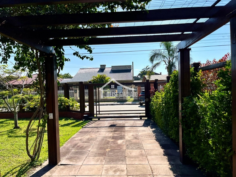 Casa a venda na praia de Atlantida - RS: 35ª foto da galeria de imagens do imóvel
