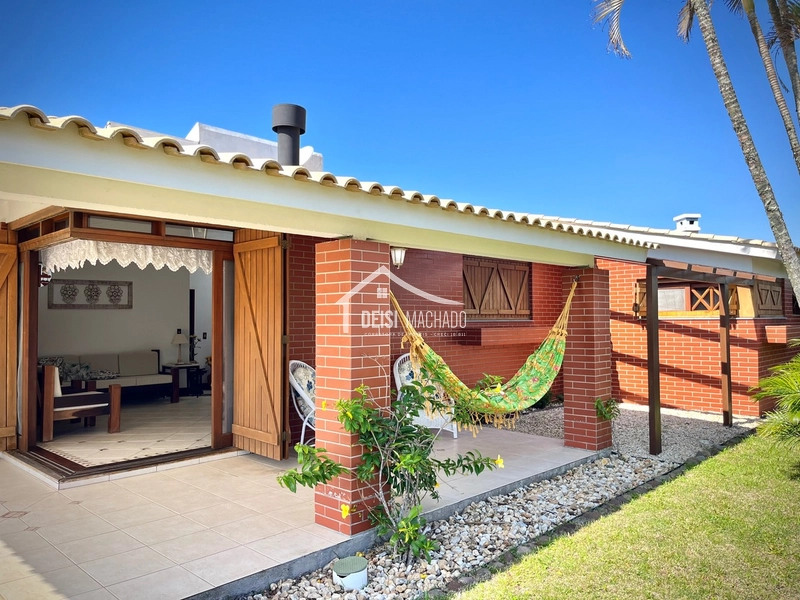 Casa a venda na praia de Atlantida - RS: 42ª foto da galeria de imagens do imóvel