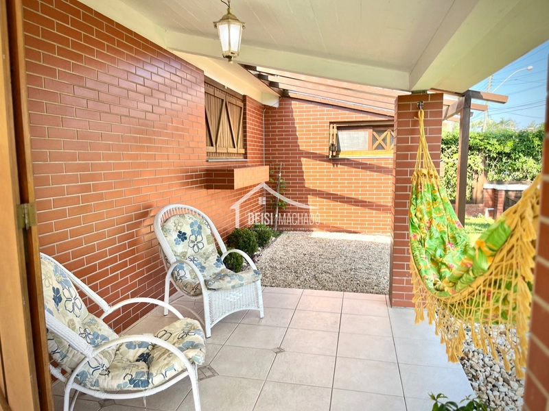 Casa a venda na praia de Atlantida - RS: 4ª foto da galeria de imagens do imóvel