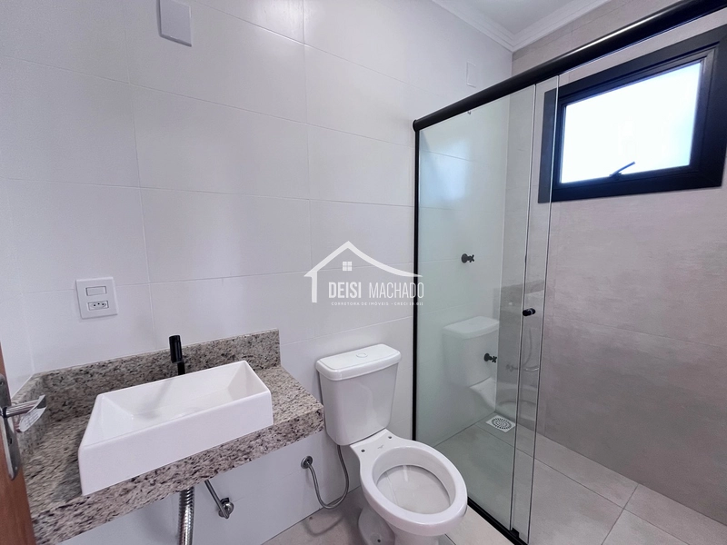 Linda casa na praia, em ótima localização: 17ª foto da galeria de imagens do imóvel