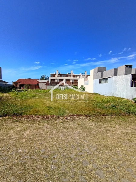 Terreno a venda na praia Capão Novo a 1 quadra do mar: 1ª foto da galeria de imagens do imóvel