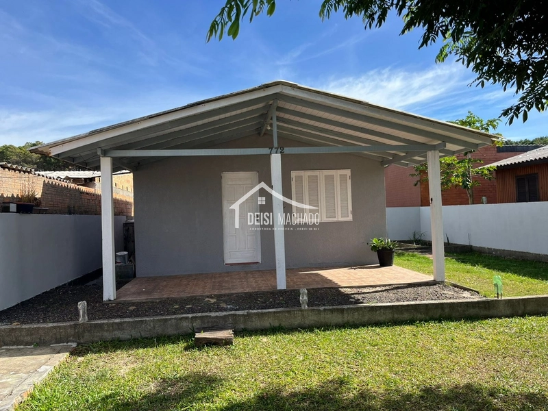 Casa com piscina em Capão Novo Village: 3ª foto da galeria de imagens do imóvel