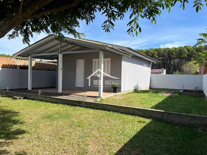 Casa com piscina em Capão Novo Village: 2ª foto da galeria de imagens do imóvel