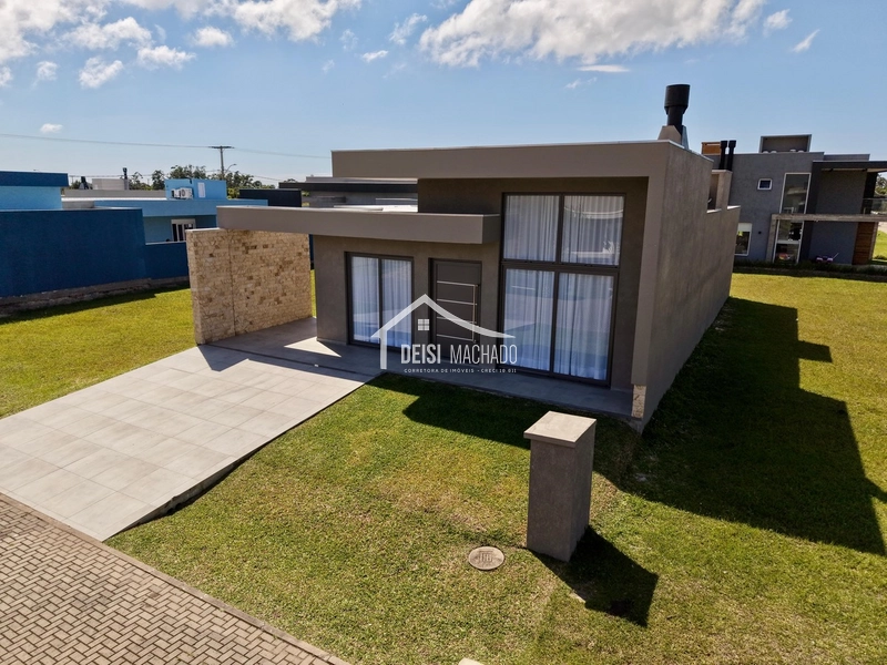 Casa com 3 suítes a venda no condomínio fechado Terrasul: 2ª foto da galeria de imagens do imóvel