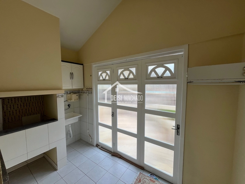 Encantador sobrado à Beira-mar em Capão Novo: 6ª foto da galeria de imagens do imóvel