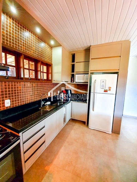 Casa com piscina a venda em Capão Novo: 14ª foto da galeria de imagens do imóvel