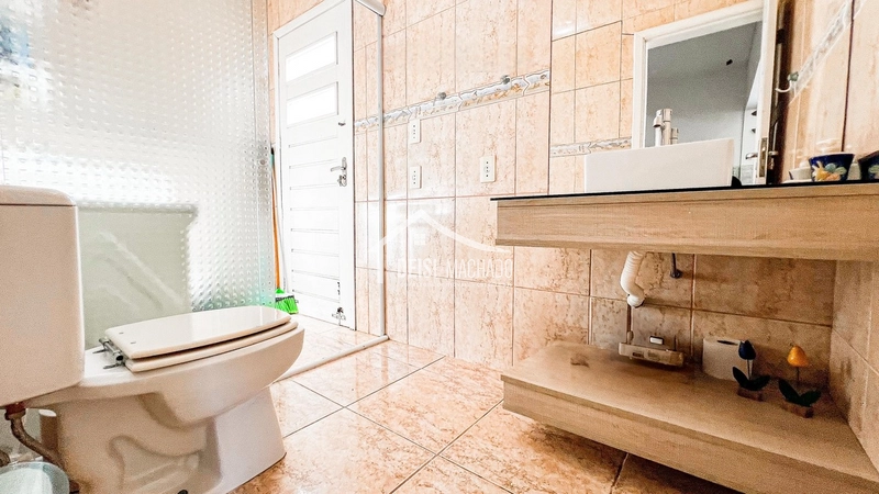 CASA 3 DORMITÓRIOS LOCALIZADA A POUCOS METROS DO MAR!: 8ª foto da galeria de imagens do imóvel