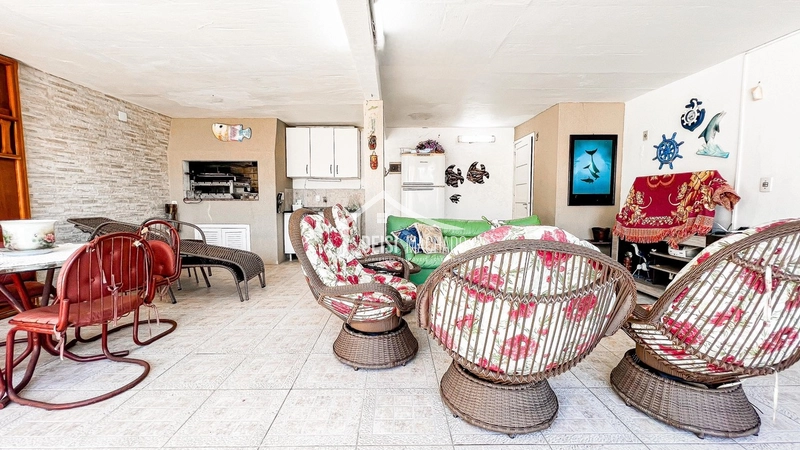 CASA 3 DORMITÓRIOS LOCALIZADA A POUCOS METROS DO MAR!: 33ª foto da galeria de imagens do imóvel