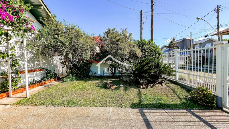 CASA 3 DORMITÓRIOS LOCALIZADA A POUCOS METROS DO MAR!: 41ª foto da galeria de imagens do imóvel